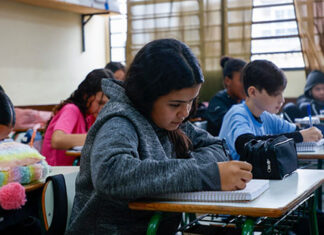 Todas as escolas de Londrina com quórum na consulta aprovaram Parceiro da Escola Programa Parceiro da Escola