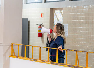 SEED-PR abriu inscrições para contratar 300 assistentes administrativos e auxiliares de serviços gerais