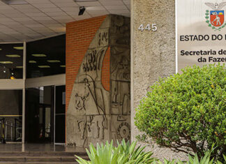 Estado publica edital para concurso de auditor fiscal com 50 vagas; salário é de R$ 17 mil