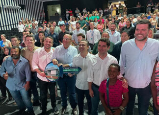 Evento marca liberação para construção de novas moradias em Jacarezinho