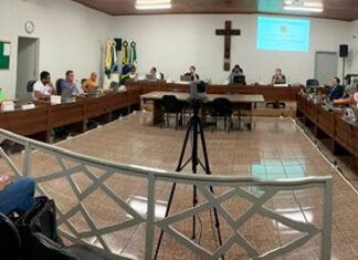 Professoras municipais vão a tribuna da Câmara de Bandeirantes nesta segunda-feira