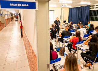 UEM publica edital de teste seletivo para contratação de 10 professores temporários