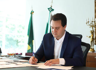 Governador autoriza promoções e progressões para 51 mil servidores estaduais