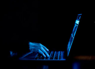 Dentista é preso por armazenar imagens de abuso infantil e apologia ao nazismo no Norte do Paraná