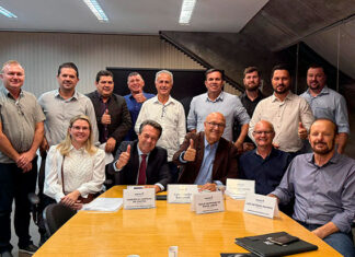 Na Seab, prefeitos e deputado tratam de investimentos em infraestrutura