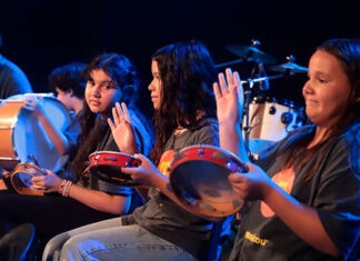 Do pandeiro à guitarra: oficinas de férias levam o som do Paraná ao palco