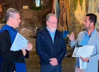 Menção Honrosa e Diploma da Lei Caminho dos Anjos!