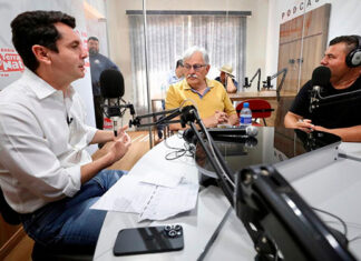 “Ninguém aguenta mais discurso inflamado e cheio de promessas”, afirma Alexandre Curi