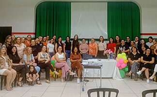 Professores da Rede Municipal de Andirá participam de encontro do Programa Formação pela Escola