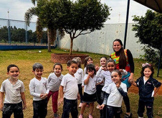 Colégio Maximus estimula o aprendizado sensorial com atividade lúdica