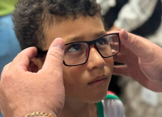 Projeto distribui 8,3 mil óculos a estudantes em 93 cidades