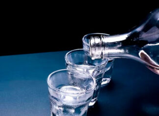 Sesa notifica 3 casos suspeitos de intoxicação por metanol no fim de semana no Paraná