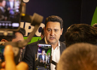 Ratinho Junior cresce e vence Lula em 2º turno em 2026, aponta nova pesquisa