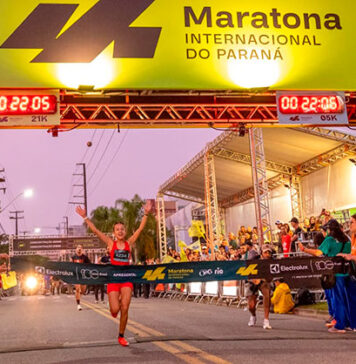 Milhares de atletas cruzam a Ponte de Guaratuba na 1ª Maratona Internacional do Paraná