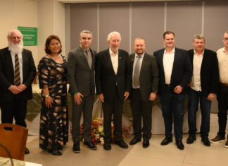 Nova diretoria da ADJORI-PR toma posse e vice-governador prestigia solenidade