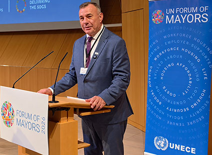 Assaí leva projeto de cidade inteligente ao Fórum Global de Prefeitos da ONU em Genebra