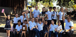 Alunos do 2º ano do Colégio Maximus exploram a história e a natureza de Andirá