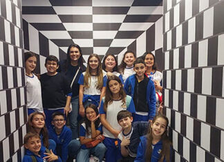 Alunos do Grupo Ecel participam de visita cultural ao Museu das Ilusões em Londrina