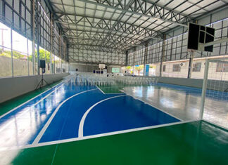 Colégio de Santo Antônio da Platina ganha nova quadra esportiva coberta