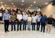Itaipu firma convênio com municípios da Amunop e Amunorpi e libera caminhão e equipamentos para coleta de resíduos