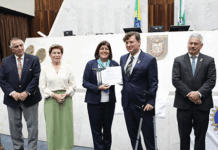 Rotarianos de Bandeirantes são homenageados na Assembleia Legislativa do Paraná