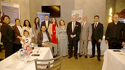 Rotary Club Business realiza transmissão de cargos e posse de nova diretoria