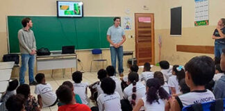 Alunos do 4º Ano da Escola Maria de Lourdes participam de palestra com acadêmicos da UENP