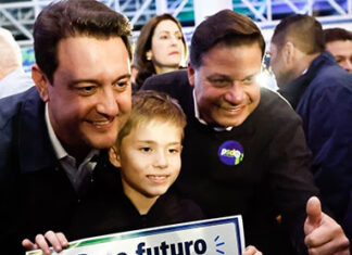 Mais de mil pessoas reforçam apoio a Sandro Alex em evento do PSD em Umuarama