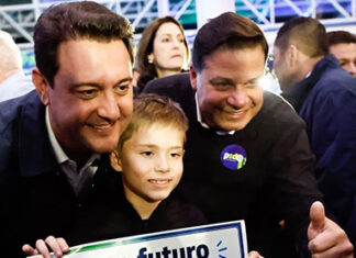 Mais de mil pessoas reforçam apoio a Sandro Alex em evento do PSD em Umuarama