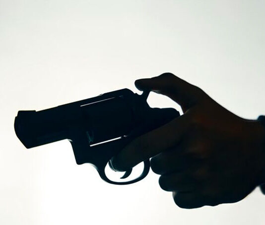 Polícia do Paraná busca suspeito de matar influenciadora na frente dos filhos em Sertanópolis