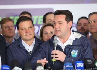 “Sandro Alex é o mais preparado porque os outros representam atraso e burocracia”, diz Ratinho Junior