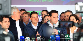 Ratinho Junior defende continuidade na convenção que confirmou Sandro Alex como indicado do PSD