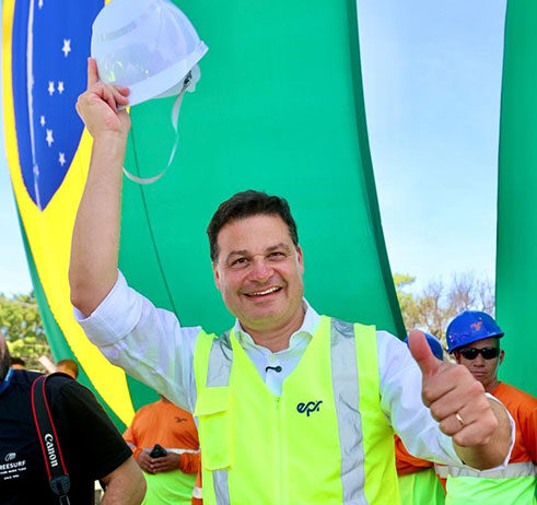 Sandro Alex cresce 20% em nova pesquisa eleitoral da Paraná Pesquisas