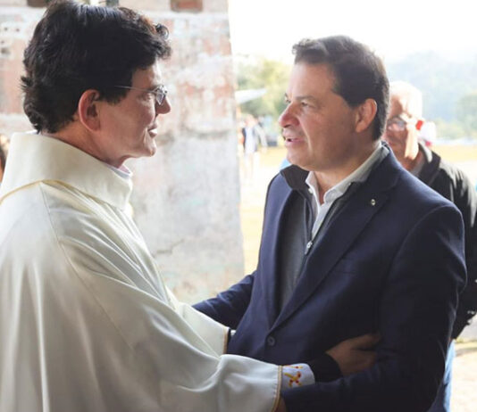 Sandro Alex destaca potencial do turismo religioso durante lançamento de complexo de evangelização em Piraquara