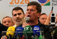 Sergio Moro vence no 1º turno e é eleito governador do Paraná com 50,10% dos votos