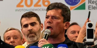 Sergio Moro vence no 1º turno e é eleito governador do Paraná com 50,10% dos votos