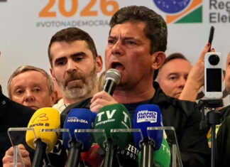 Sergio Moro vence no 1º turno e é eleito governador do Paraná com 50,10% dos votos