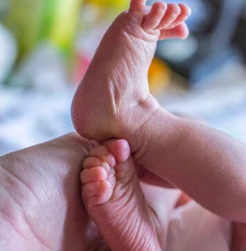 Pais são presos como principais suspeitos de estupro e morte da própria filha recém-nascida