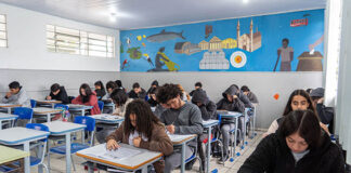 Prova Paraná Mais: 100 mil alunos da rede estadual se preparam para disputar vagas na UFPR